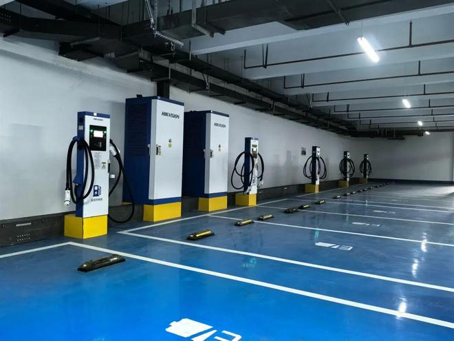 智能改造煥新顏 e泊停車助力成都匯都商貿(mào)城停車場(chǎng)管理升級(jí)