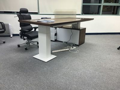 相對于傳統(tǒng)辦公桌,智能升降桌好嗎?